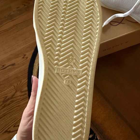 Women’s Rothy’s - Picture 4 of 4